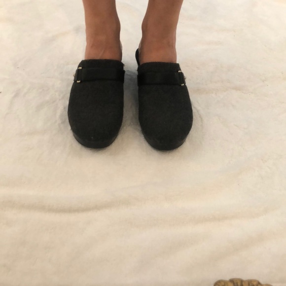 Extremely comfortable mules - Picture 2 of 6